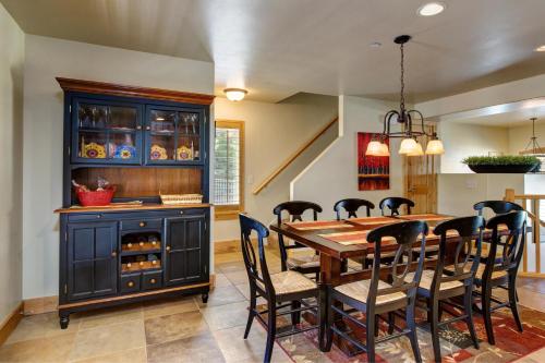 5541 Slalom Way Townhome Townhouse - image 4