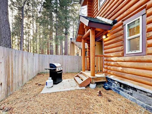 2536 Knox Avenue Home - image 2