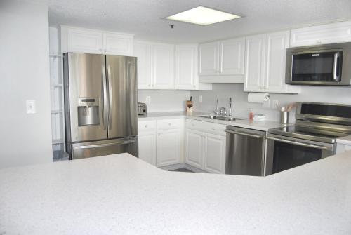 North Hampton 1105 Condo - image 4