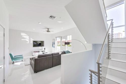1315 North Ocean Blvd Townhouse - image 8