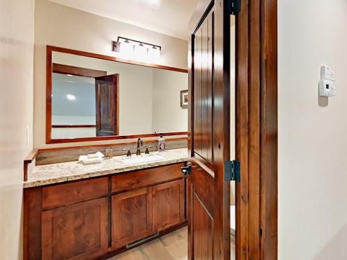 1183 Prospector Trl Home - image 3