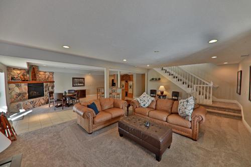 461 Balsh Home - image 3