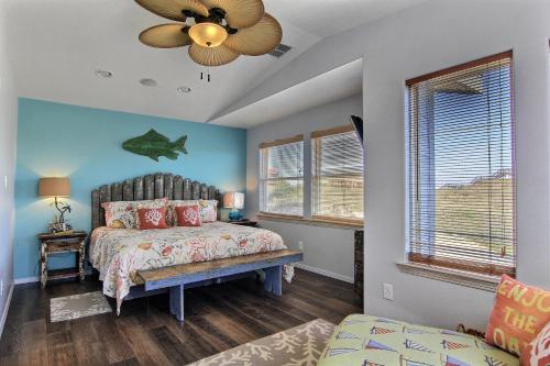 Beach Bungalow OTB3302 - main image