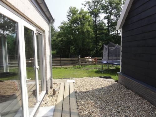 สวน, Appartement boerderij met paarden in รูเซนดาล