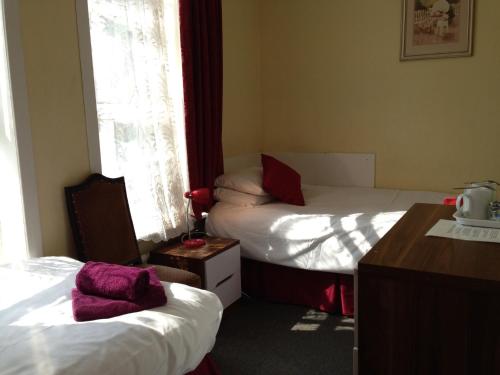 Abbey Lodge Hotel - B&B - image 6