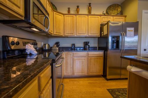 Tuscany Hills Villa - image 3
