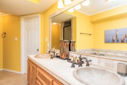 112 E Amberjack Townhouse #1-2 - image 6