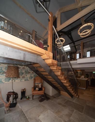 The Farrier - image 13