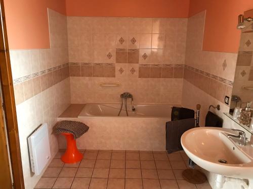 Mountain Vacances - Maison Rachou - image 5