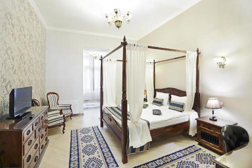 Hotel Regal 1880 - Boutique Hotel Parcul Central  in Sinaja