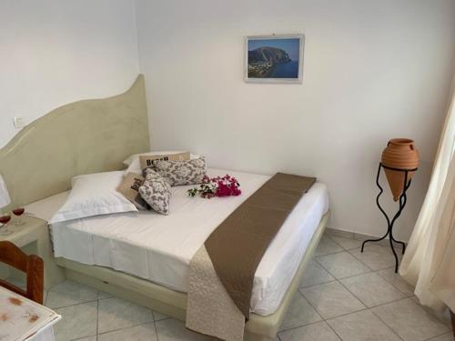 Philoxenia Hotel & Studios – Perissa, UT