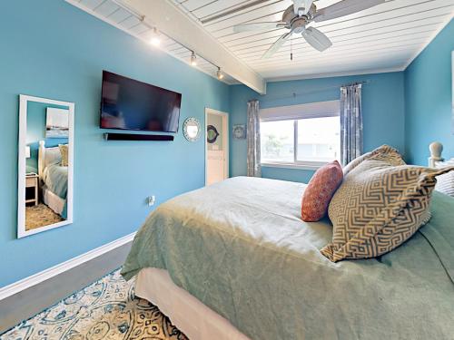 2611 Avenue Q Cottage - image 14