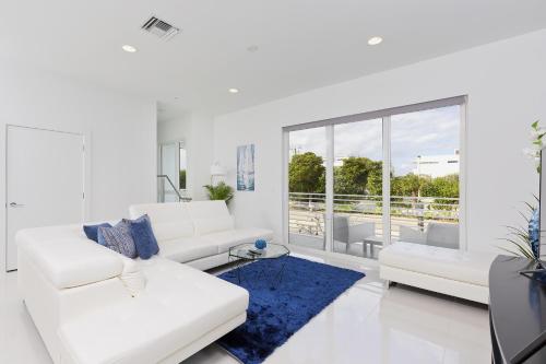 1387 N Ocean Townhouse - image 6