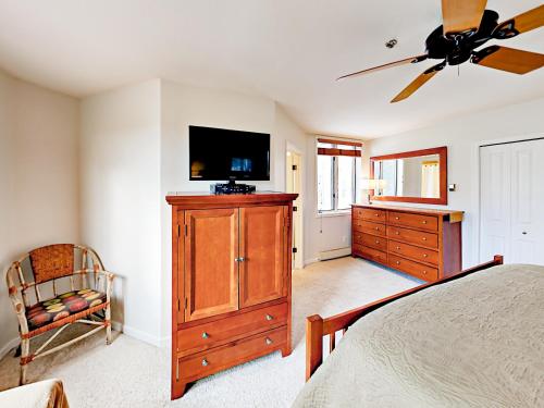 2700 Eagleridge Dr Condo Unit N11 - image 8