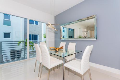 1355 N Ocean Blvd Townhouse - image 6