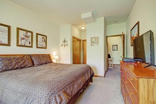 127 Lookout Ridge Townhouse - image 9