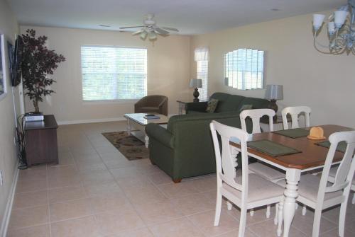 Fairways At Riveroaks 23D Condo near Myrtle Waves Water Park