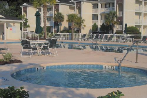 Fairways At Riveroaks 23D Condo near Ripken Baseball