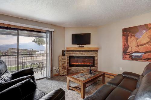 F108 Lake Cliffe Condo - image 5