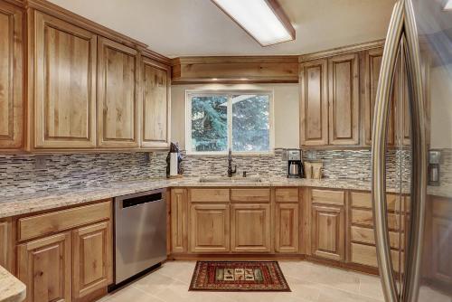 Cri221 Cinnamon Ridge Condo - image 3