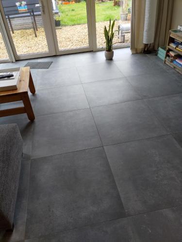 บริการและสิ่งอำนวยความสะดวก, Appartement boerderij met paarden in รูเซนดาล