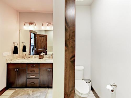 Black Rock Ridge Townhouse - image 7