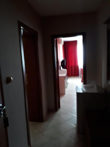 2 bedrooms, 4 beds