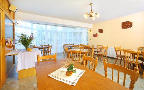 Bar/lounge, Pension Villa Stella in Spindleruv Mlyn
