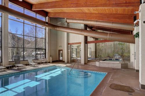 2054 The Pines Condo - image 2