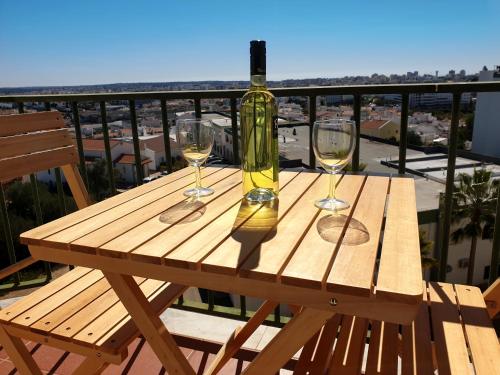 Gorgeous apartment in Portimão (Gorgeous apartment in Portimao) in กาเบโก โด โมโก