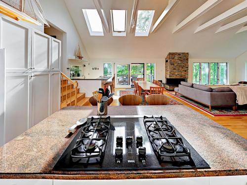 75 Red Brook Rd Home - image 3