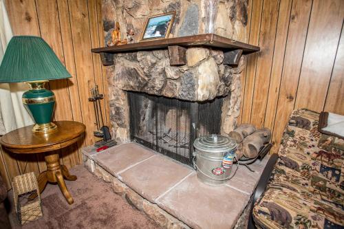 Just Right Cabin - image 9