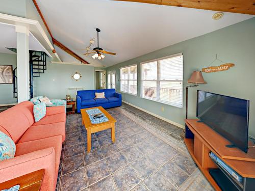 1814 On The Beach Home - image 4