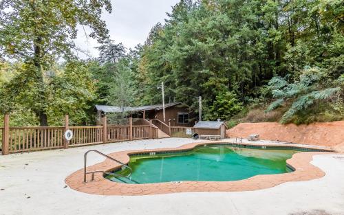 Roundette Cabin - image 6