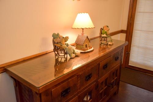 Country Spring Home - image 5