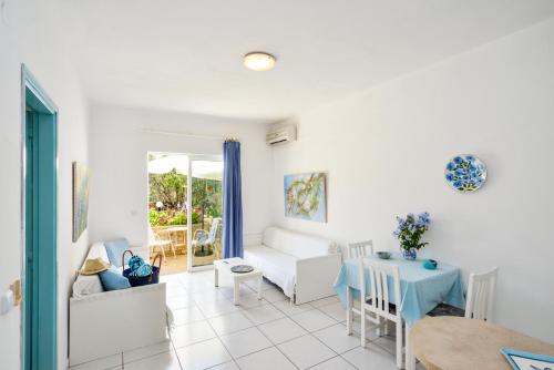 Marika Studios & Apartments - image 12