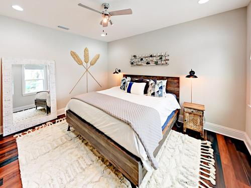 221 W Jean Home - image 3