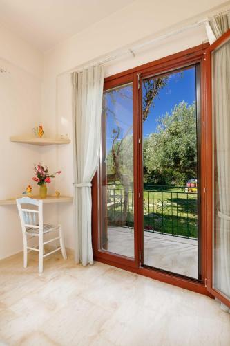 Lily's Cottage - image 2