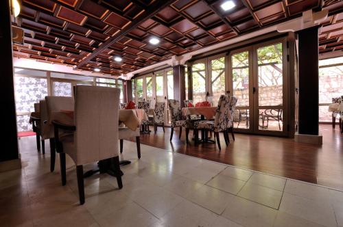 Hotel Djuric - image 10