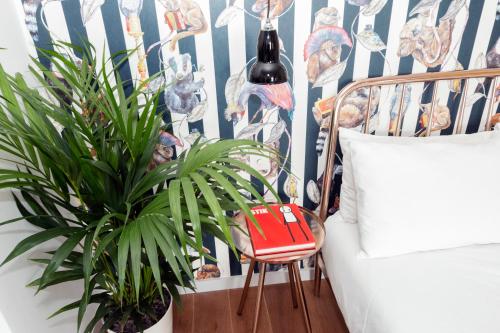 Crashpads Shoreditch the Club Row Collection