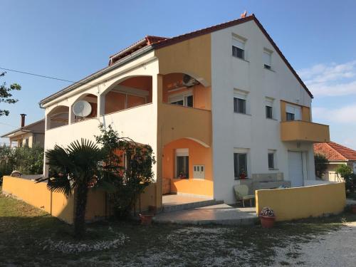 APARTMANI LIVK