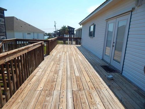 039 Two Views - image 7