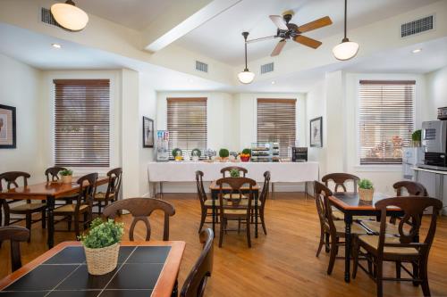 ห้องจัดเลี้ยง, The Southernmost Inn Adult Exclusive in คีย์เวสต์ (FL)