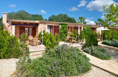 room detail thumbnail 1