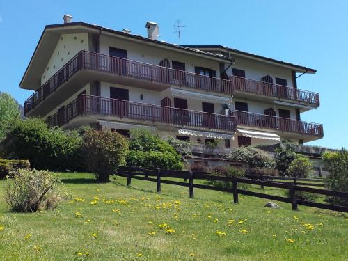  House Mont Blanc, Pension in La Salle bei Baulen