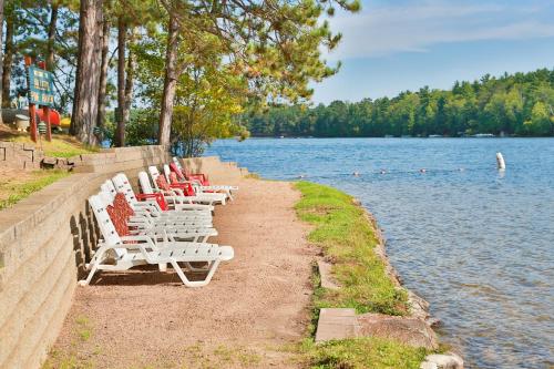Cottage 5 - Hiller'S Pine Haven Cottage - image 6