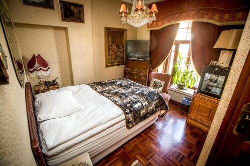 1 twin bed