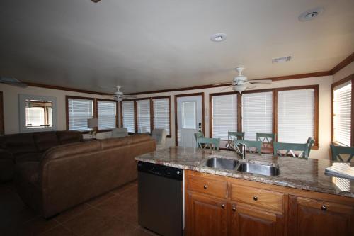 A Beach Getaway Home Home - image 9
