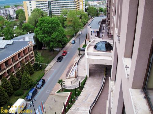 Apartment with Balcony image 9