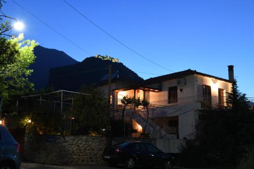  Art Flowers and Culture, Pension in Mystras bei Toriza